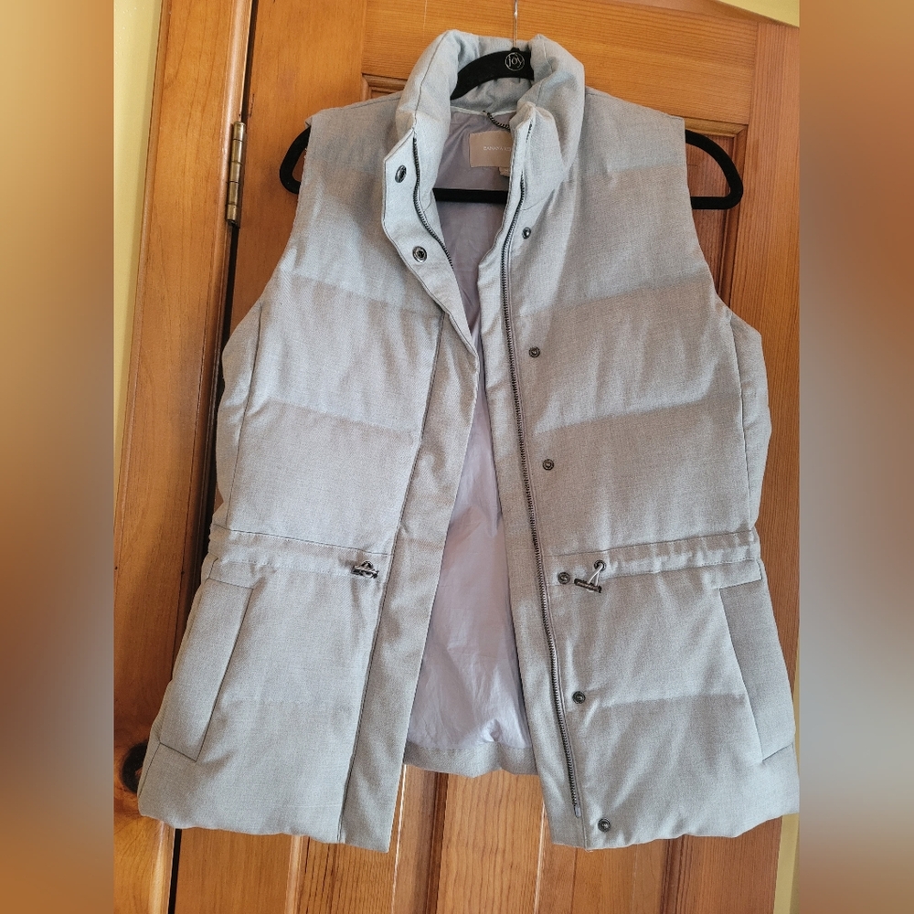 Banana Republic Light Gray Quilted Vest